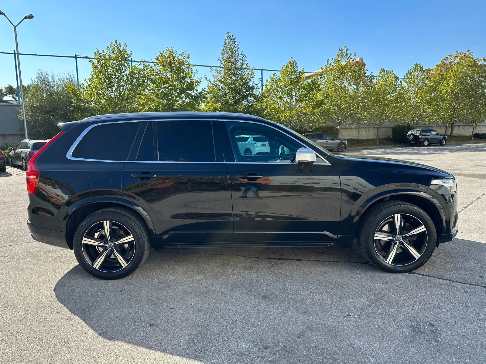 Volvo Xc90 2.0D R Line - изображение 5