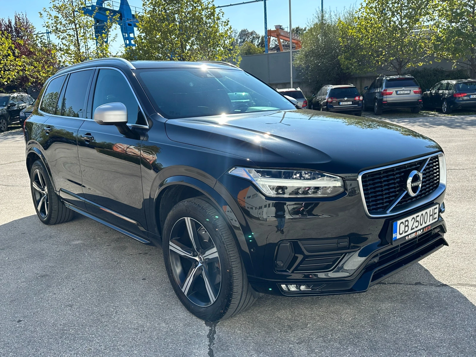 Volvo Xc90 2.0D R Line - изображение 6