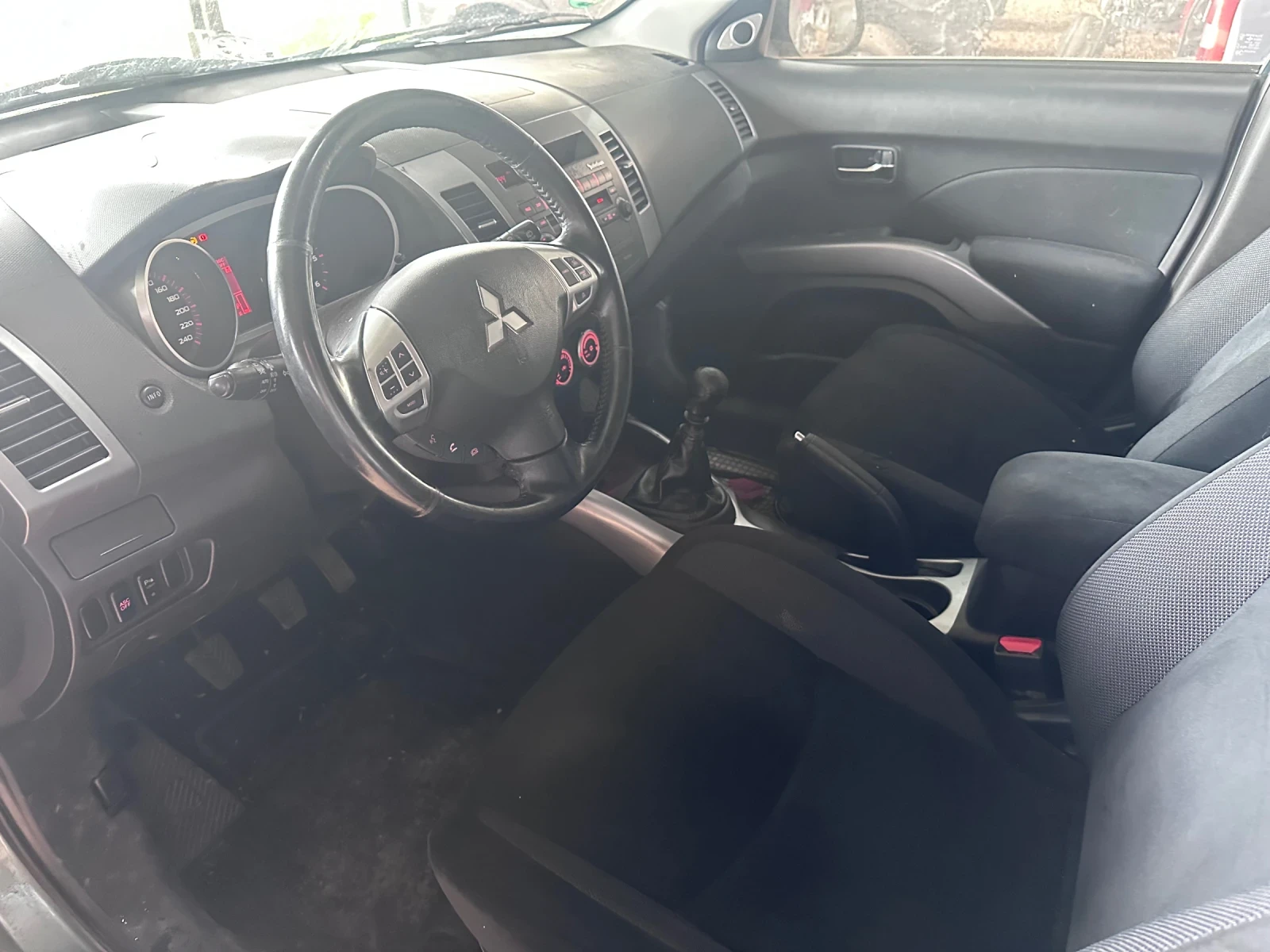 Mitsubishi Outlander 2.2 156к.с. - изображение 10