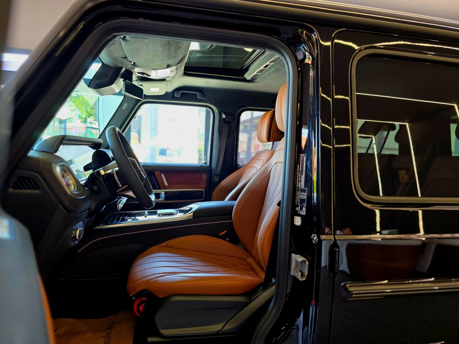 Mercedes-Benz G 450 d 4MATIC* AMG* Night* Pano* Burm* Лизинг - изображение 8