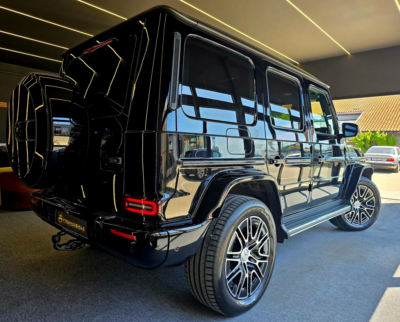 Mercedes-Benz G 450 d 4MATIC* AMG* Night* Pano* Burm* Лизинг - изображение 4