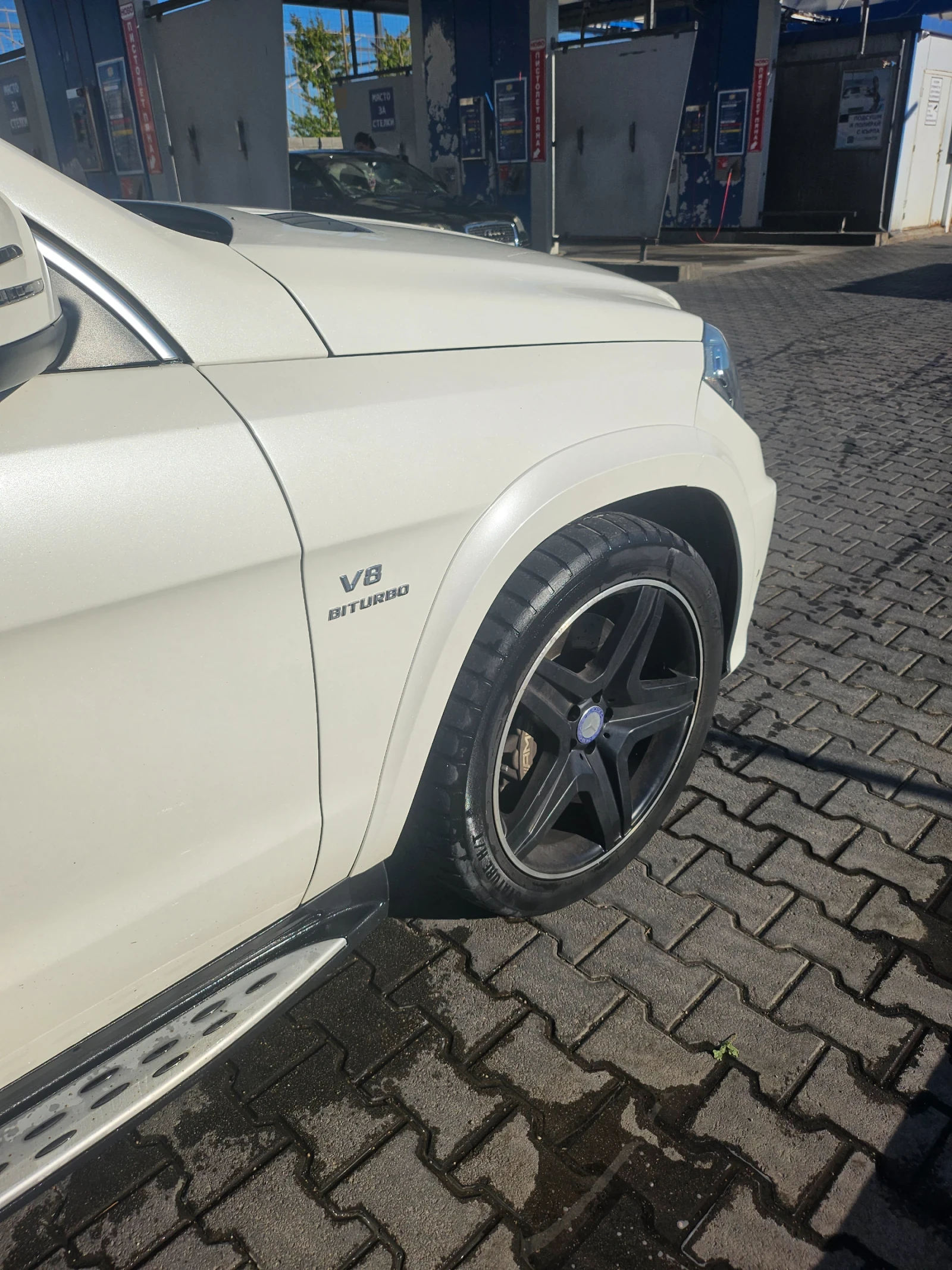 Mercedes-Benz GL 63 AMG  - изображение 5
