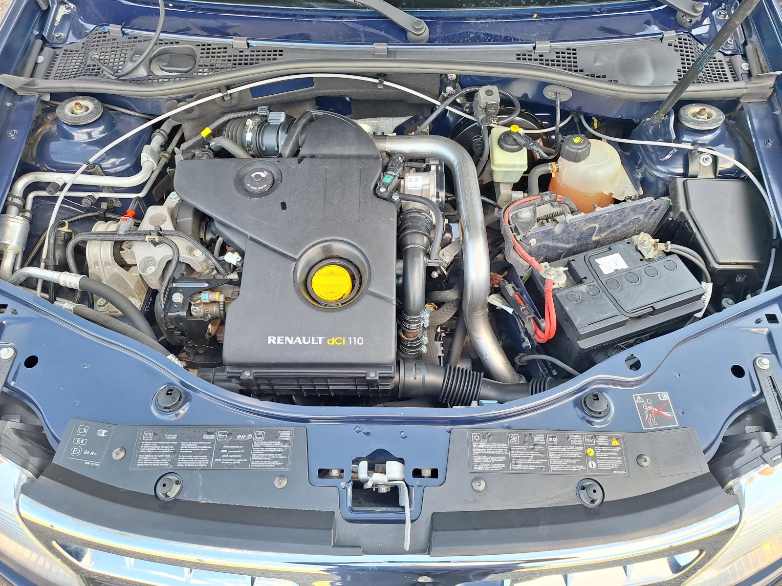 Dacia Duster 1.5dci, снимка 16 - Автомобили и джипове - 54150404