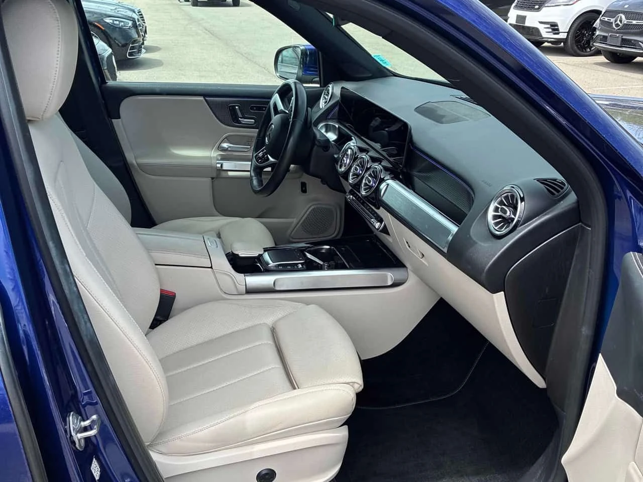 Mercedes-Benz GLB 250 | ОТ ГЛАВНО ПРЕДСТАВИТЕЛСТВО| КЛИП НА МОТОР| CARFX, снимка 14 - Автомобили и джипове - 54633240