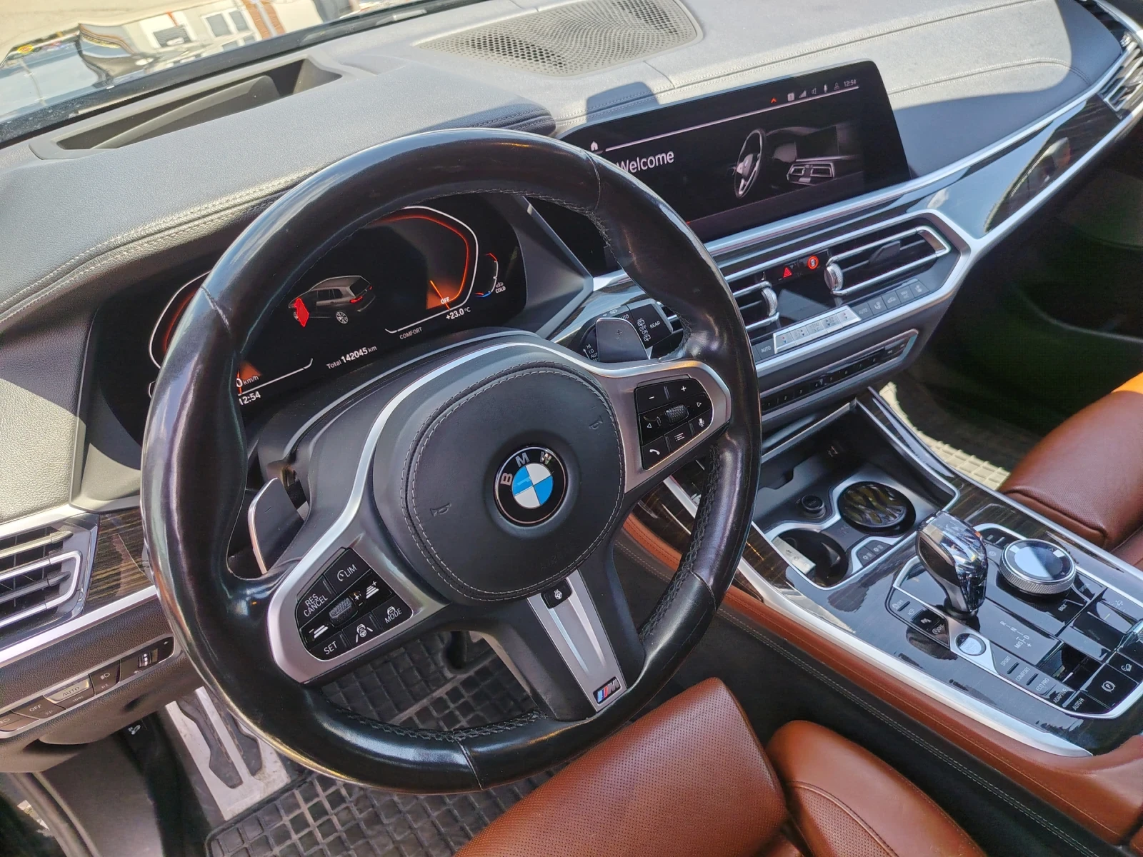 BMW X7  40i-XDrive* M-SPORT* SHADOW LINE* FULL* , снимка 9 - Автомобили и джипове - 55281327