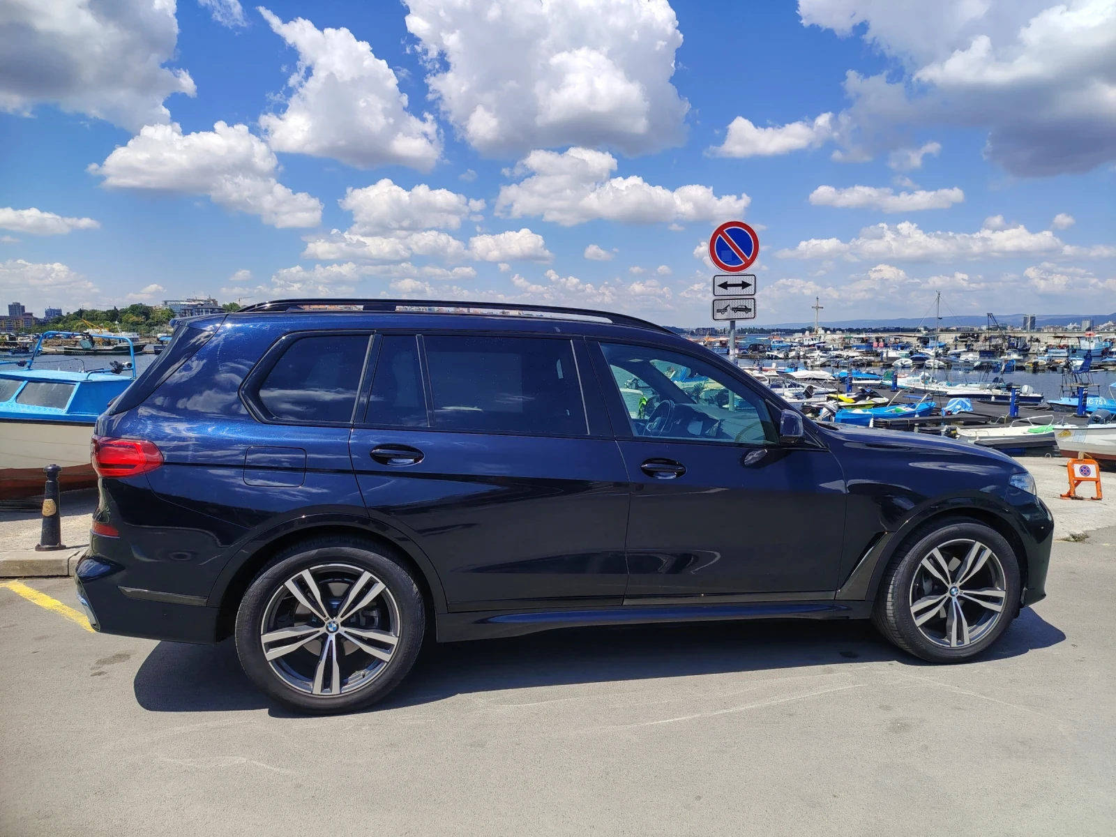 BMW X7  40i-XDrive* M-SPORT* SHADOW LINE* FULL* , снимка 4 - Автомобили и джипове - 55281327