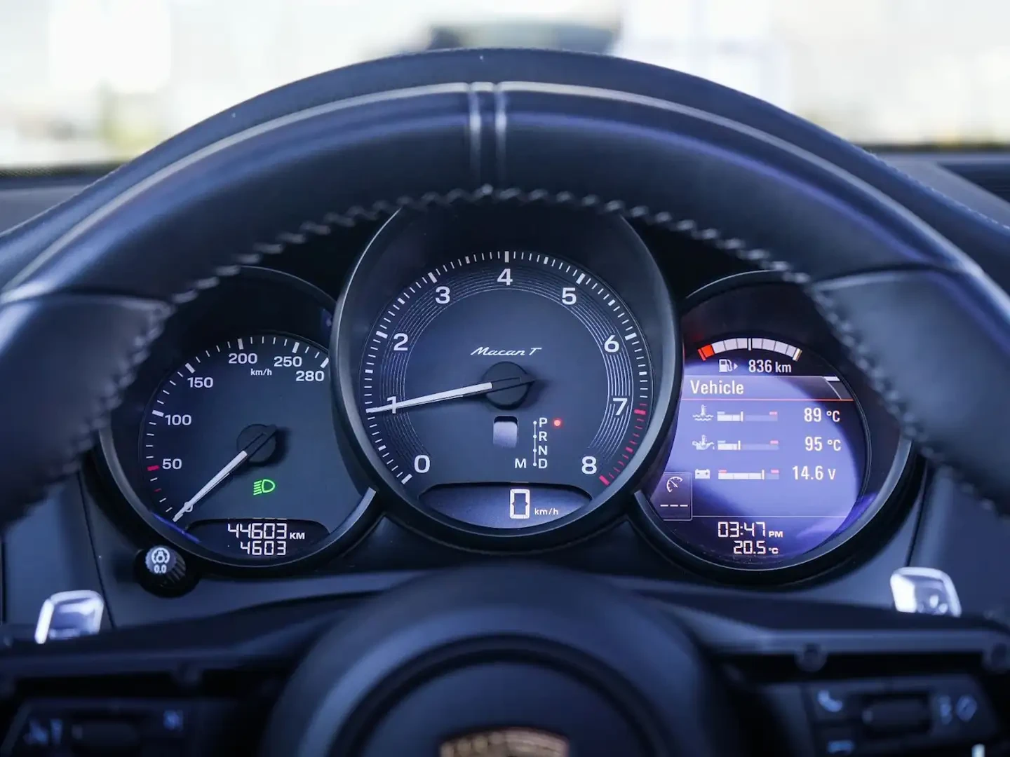 Porsche Macan T/Premium plus/BOSE/БЕЗ ПЪРВОНАЧАЛНА ВНОСКА!/, снимка 13 - Автомобили и джипове - 56329428