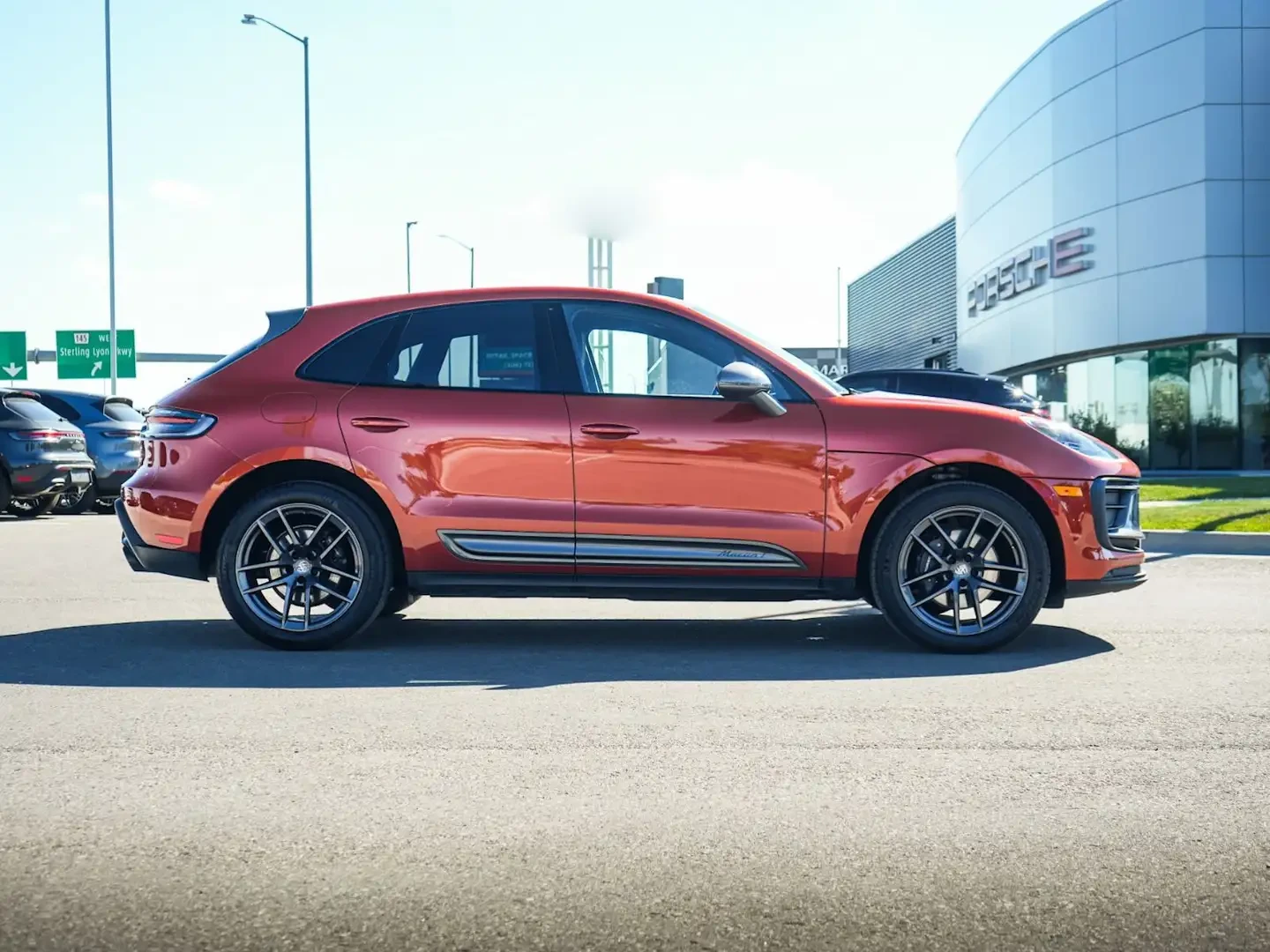 Porsche Macan T/Premium plus/BOSE/БЕЗ ПЪРВОНАЧАЛНА ВНОСКА!/, снимка 2 - Автомобили и джипове - 56329428