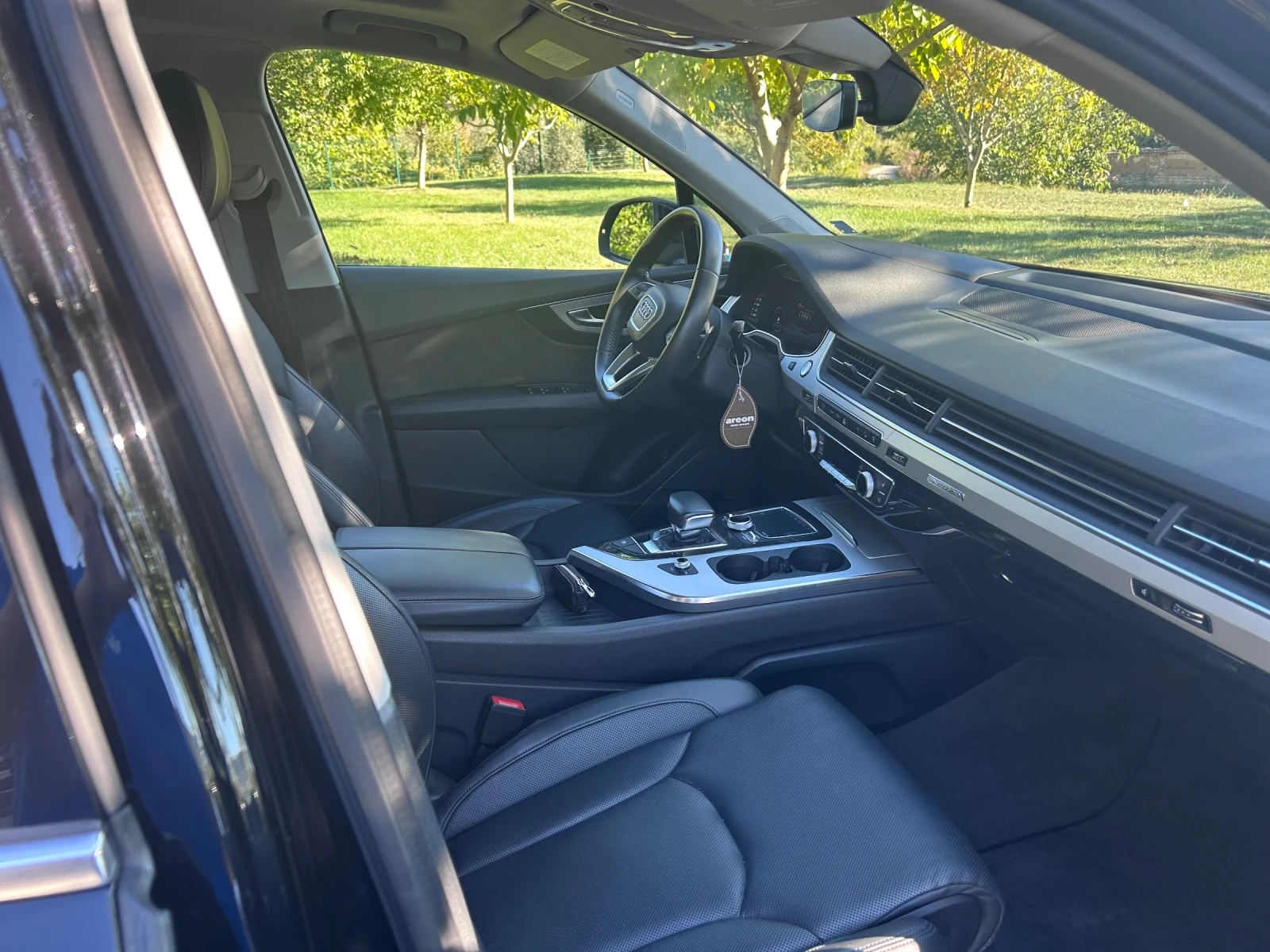Audi Q7, снимка 3 - Автомобили и джипове - 56453600