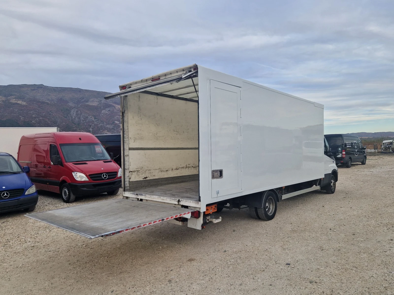 Iveco Daily 3.5 тона - изображение 8