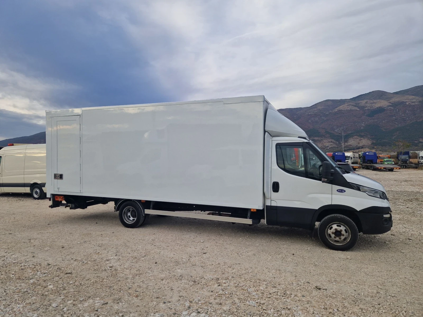 Iveco Daily 3.5 тона - изображение 5