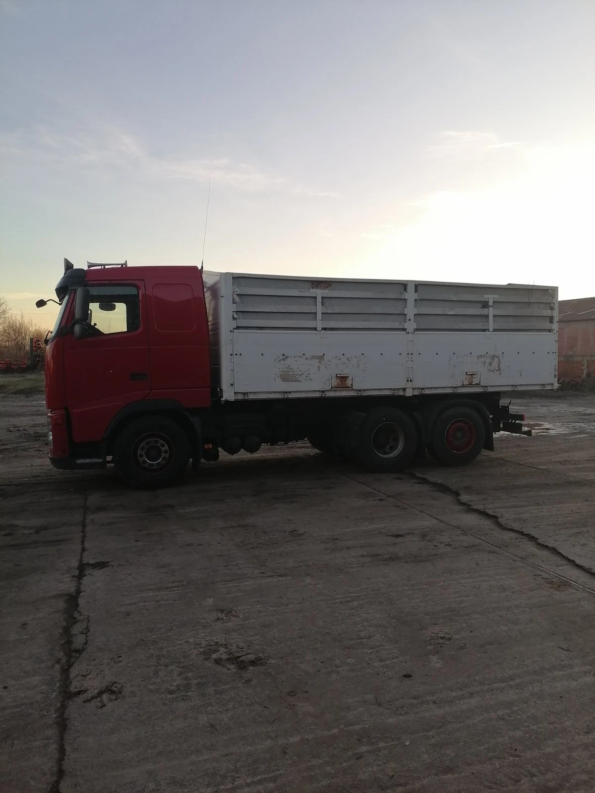 Volvo Fh 12 Самосвал - изображение 2
