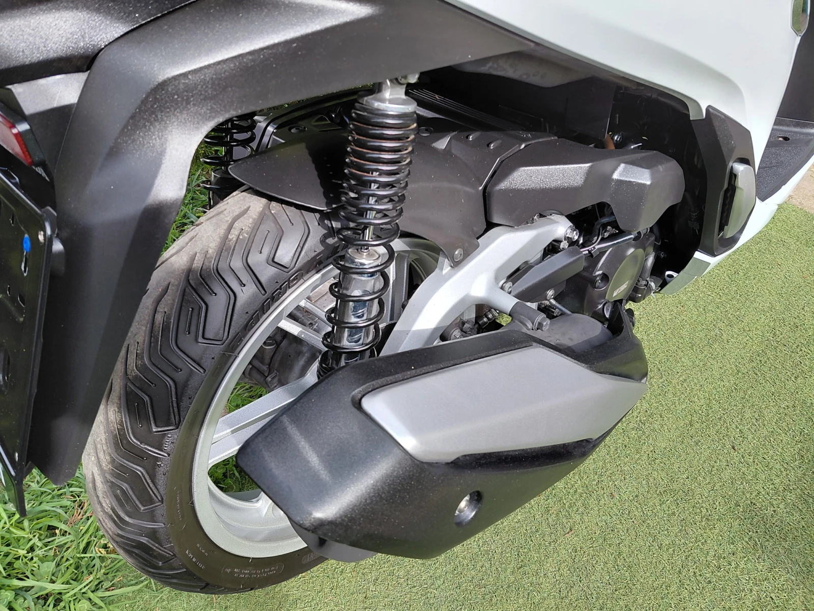 Honda Sh 350/TCS/Abs/ led, снимка 6 - Мотоциклети и мототехника - 54095892