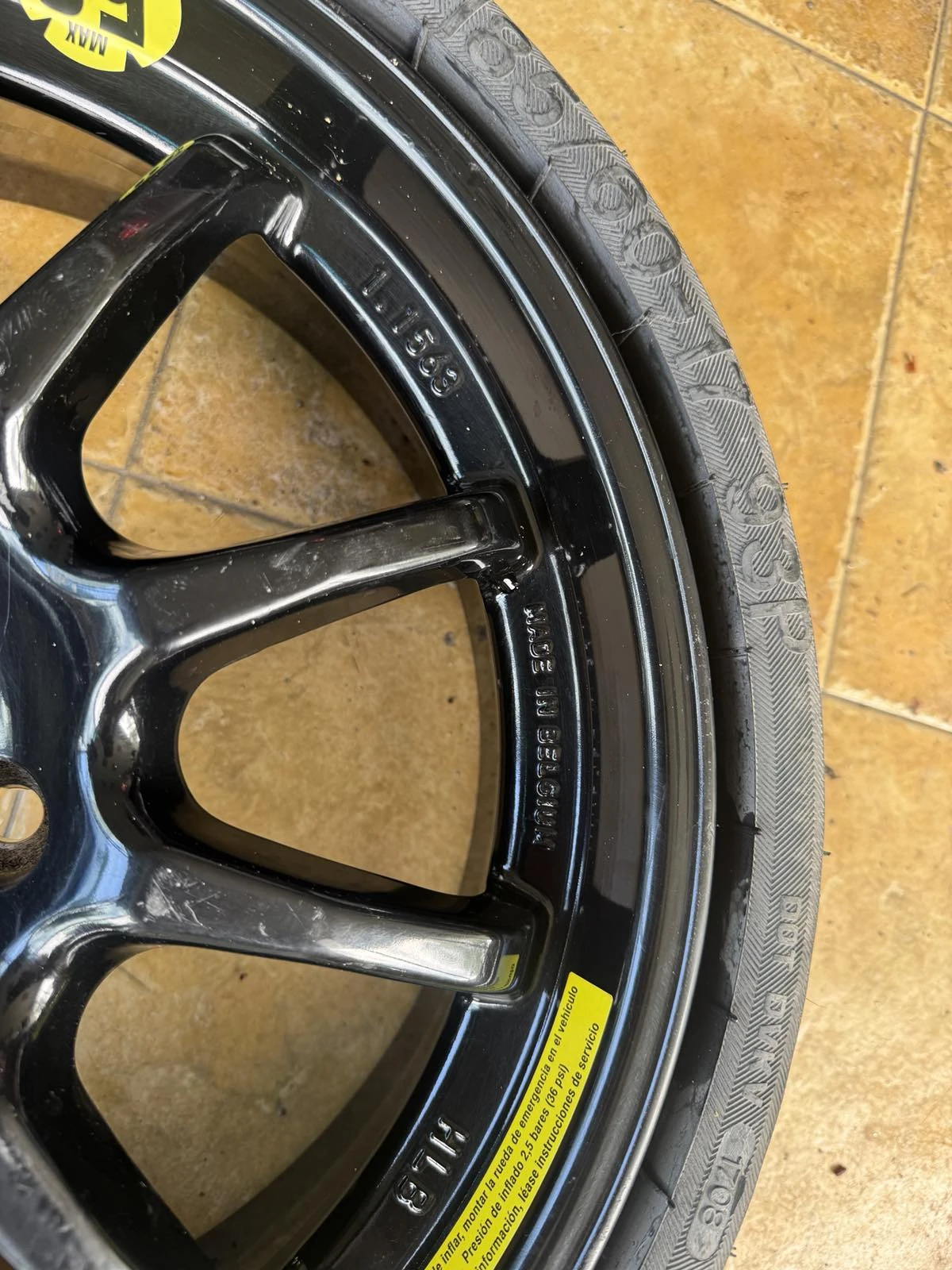 ���� � ������ 185/60R17 | Mobile.bg � ����������� 2