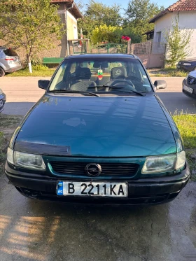 Opel Astra, снимка 1