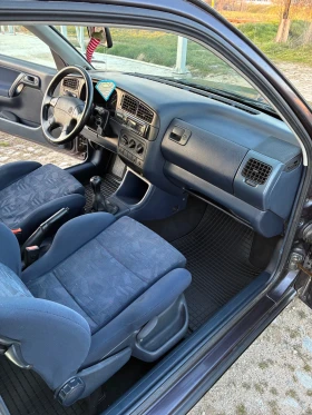 VW Golf - 5500 € / 10757.07 лв. - 29216584 11