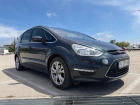 ������ Ford S-Max