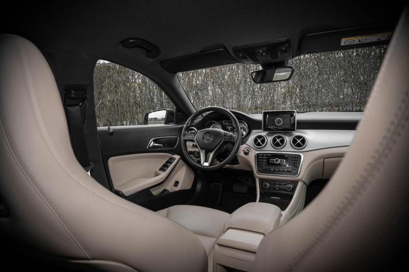 Mercedes-Benz CLA 180 2019 AMG OPTIC LED 85000 km!!!, снимка 9 - Автомобили и джипове - 46366374