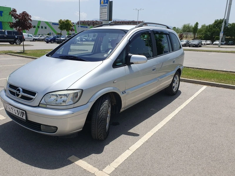 Opel Zafira Газ 1.8  125 кс, снимка 1 - Автомобили и джипове - 47110277