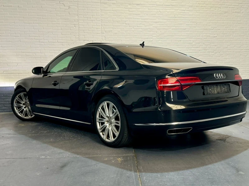 Audi A8 A8 4.2TDi Quattro 2011 плъзгащ се покрив, снимка 4 - Автомобили и джипове - 47897118