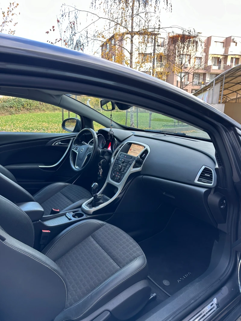 Opel Astra Opel Astra GTC 2.0 165, снимка 9 - Автомобили и джипове - 47985835