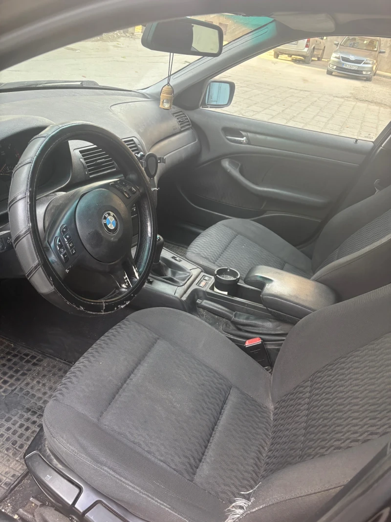 BMW 320, снимка 4 - Автомобили и джипове - 51630254