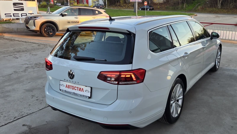 VW Passat 08.2022г. 2.0 TDI 7 DSG LED, снимка 4 - Автомобили и джипове - 52537355