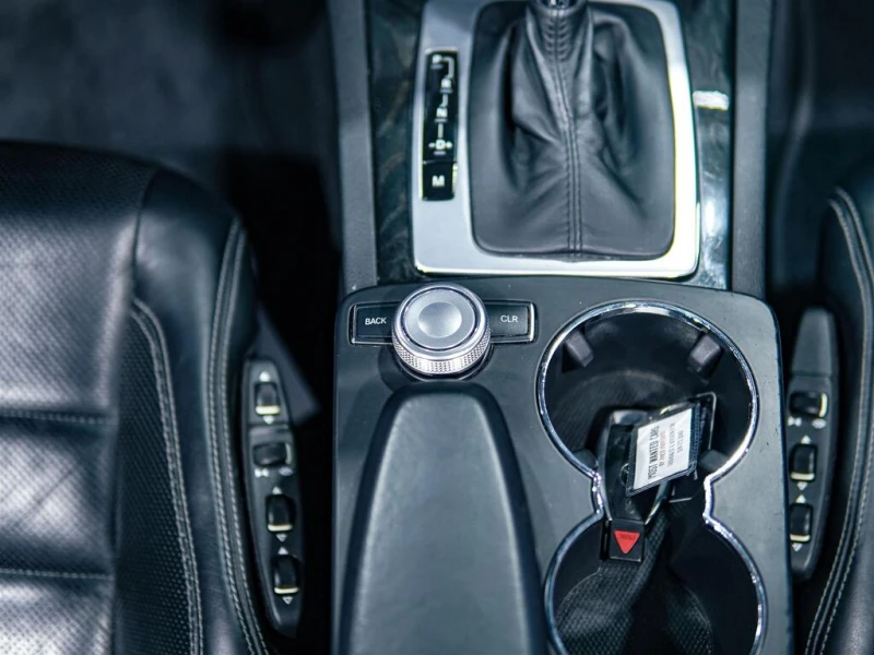 Mercedes-Benz E 500 CONVERTIBLE | 5.5L V8 382HP | NO ACCIDENTS | 17 SE, снимка 9 - Автомобили и джипове - 52574196