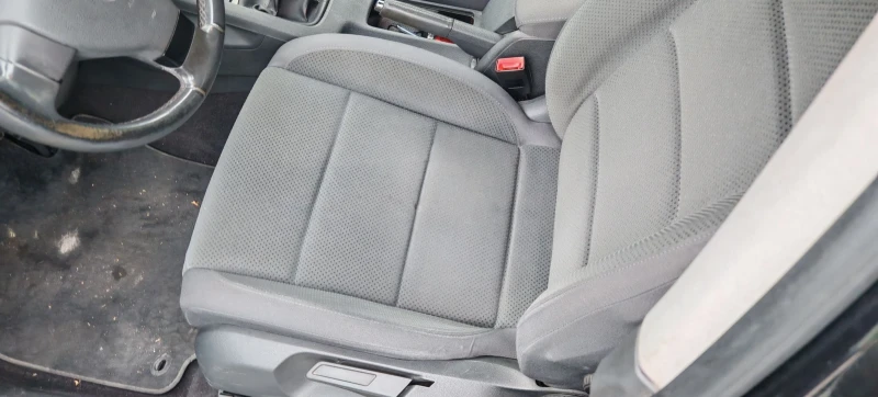 VW Golf 1.9TDI 165000km., снимка 8 - Автомобили и джипове - 52904164