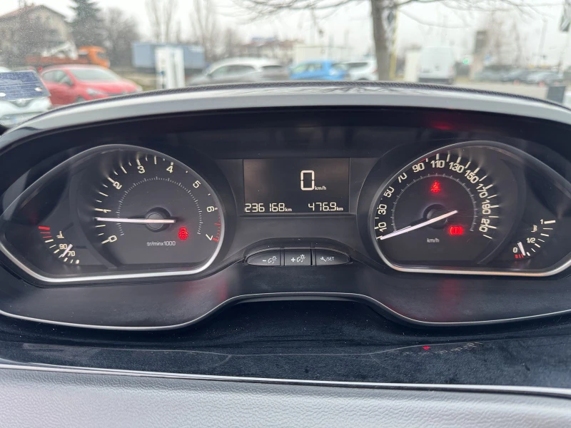 Peugeot 208 1.2I 1+ 1 N1, снимка 13 - Автомобили и джипове - 53269498