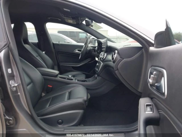 Mercedes-Benz CLA 250  - изображение 7