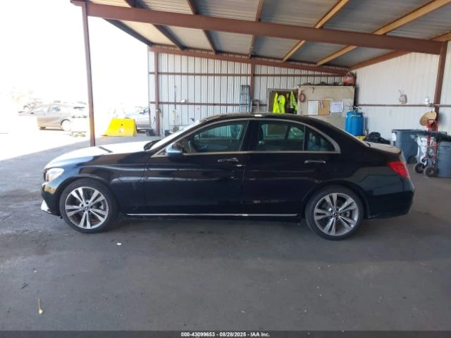 Mercedes-Benz C 300  - изображение 7