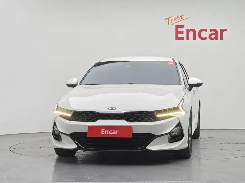 Kia K5 2.0 Prestige, снимка 3 - Автомобили и джипове - 55739391
