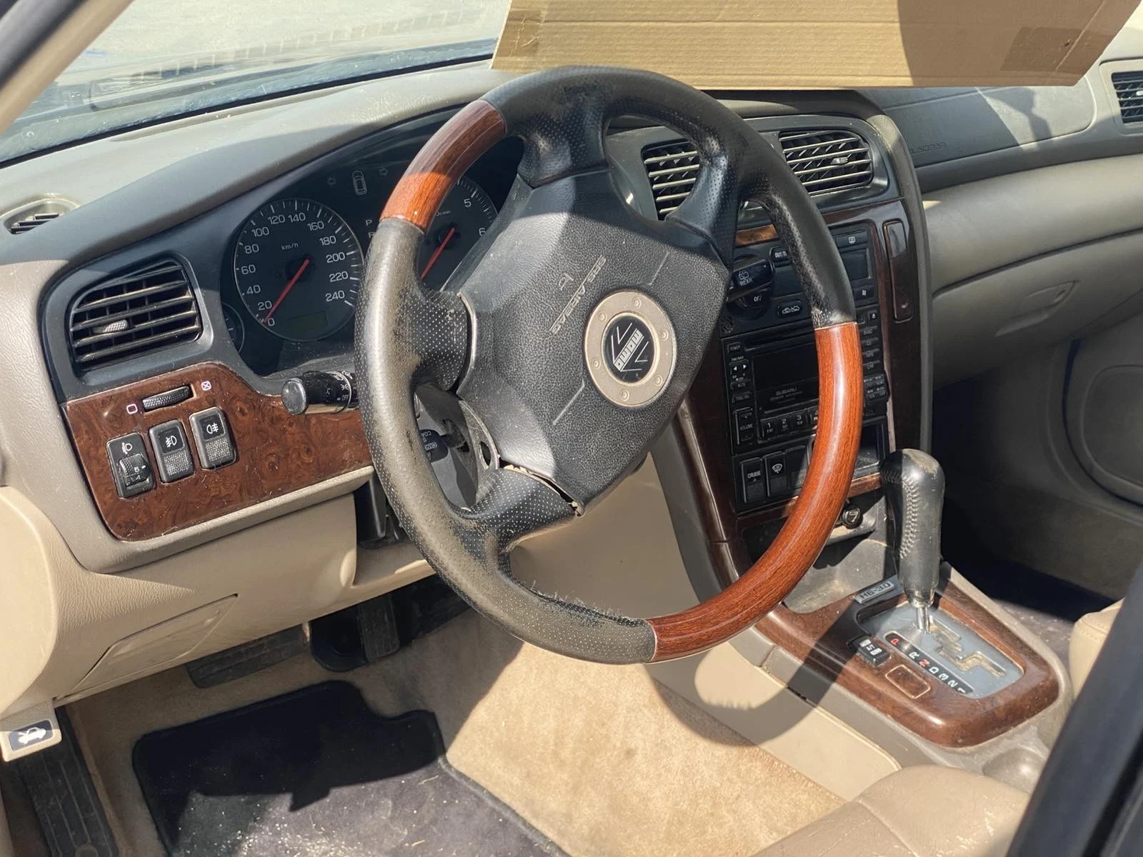 Subaru Outback Комби - изображение 4
