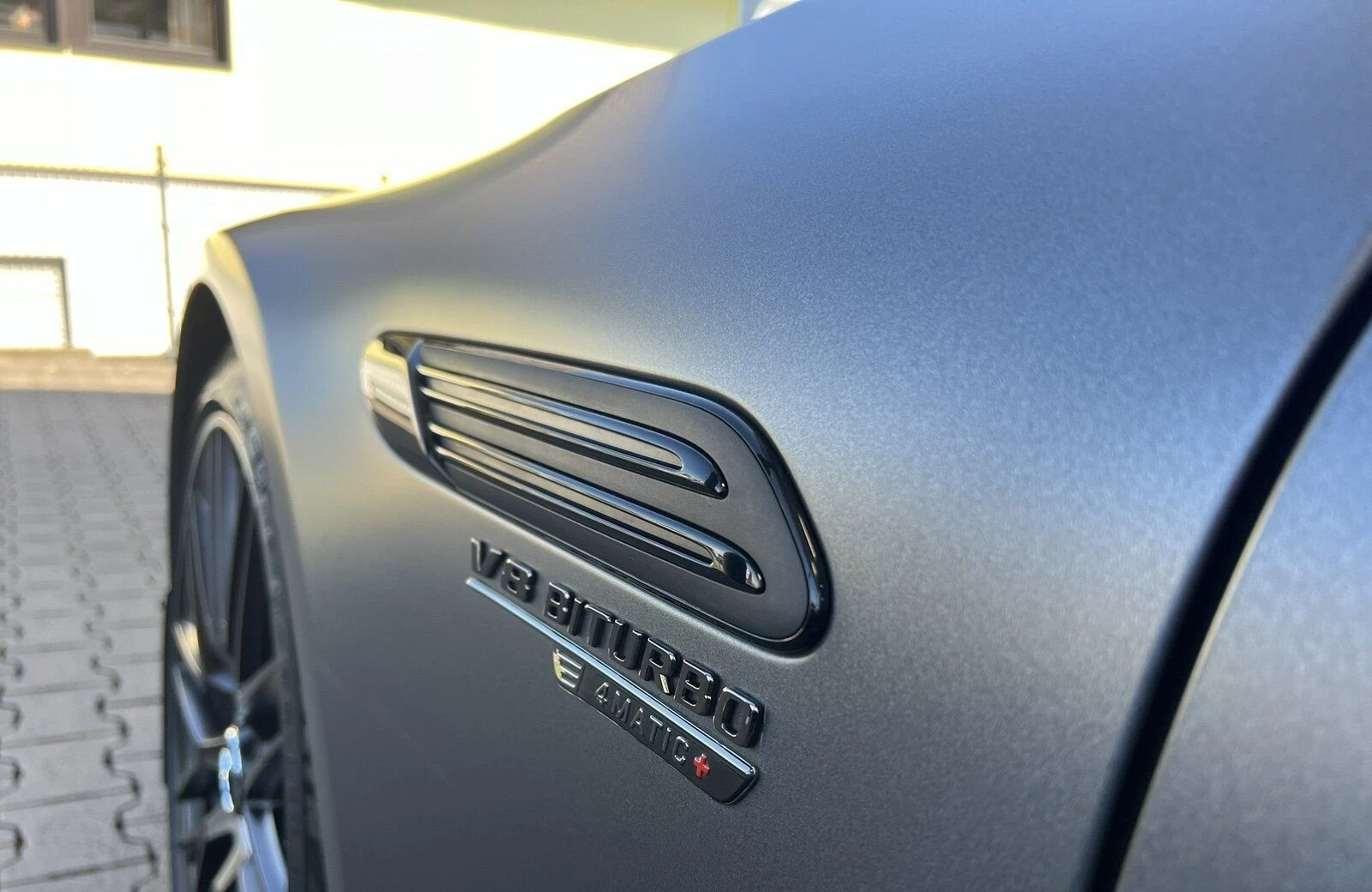 Mercedes-Benz SL 63 AMG 4Matic+ = Night Package II= Carbon Гаранция - изображение 5
