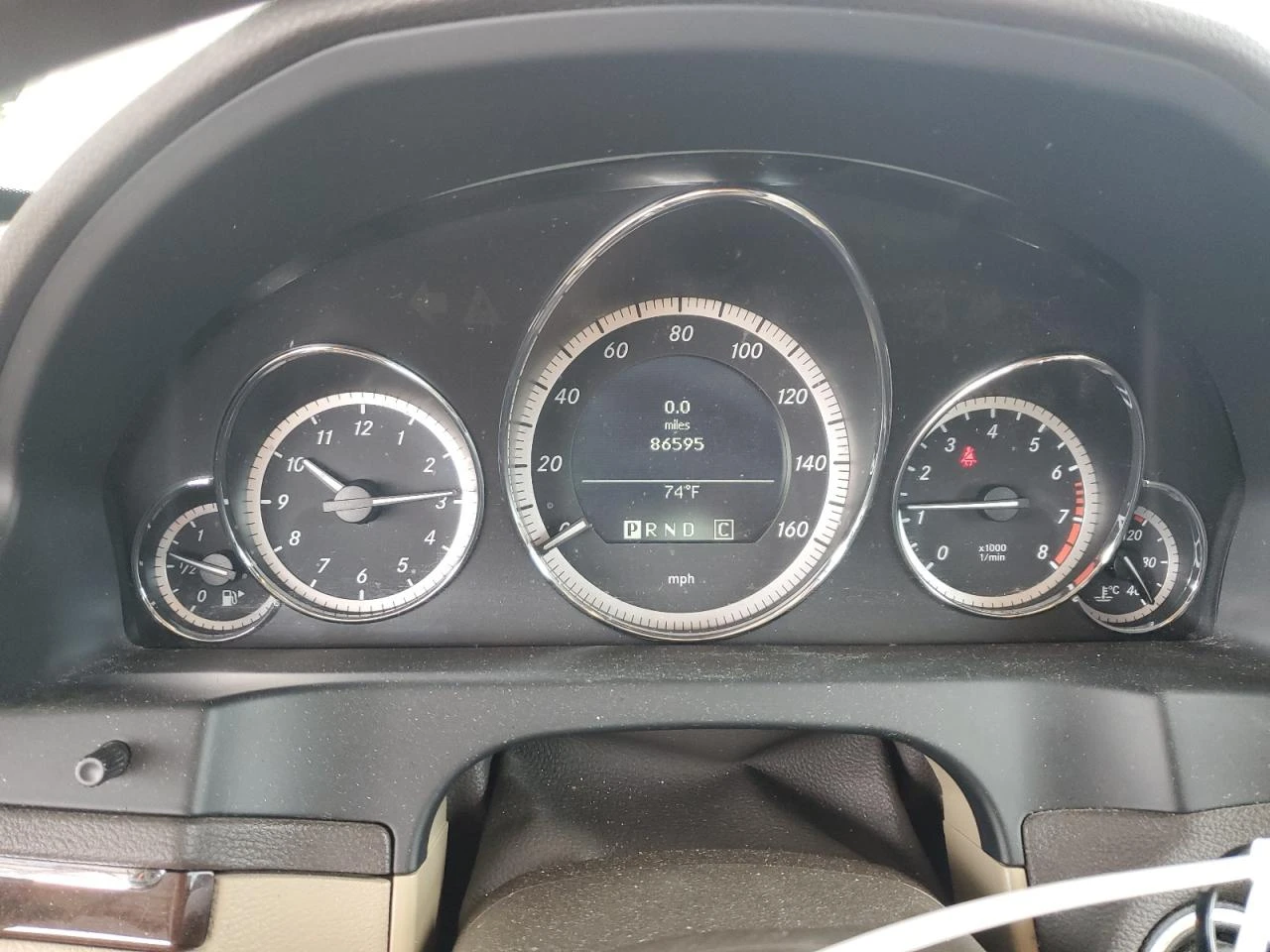 Mercedes-Benz E 500 ОБУХВАНЕ* КАМЕРА* ПОДГРЕВ* HARMAN/KARDON - изображение 9