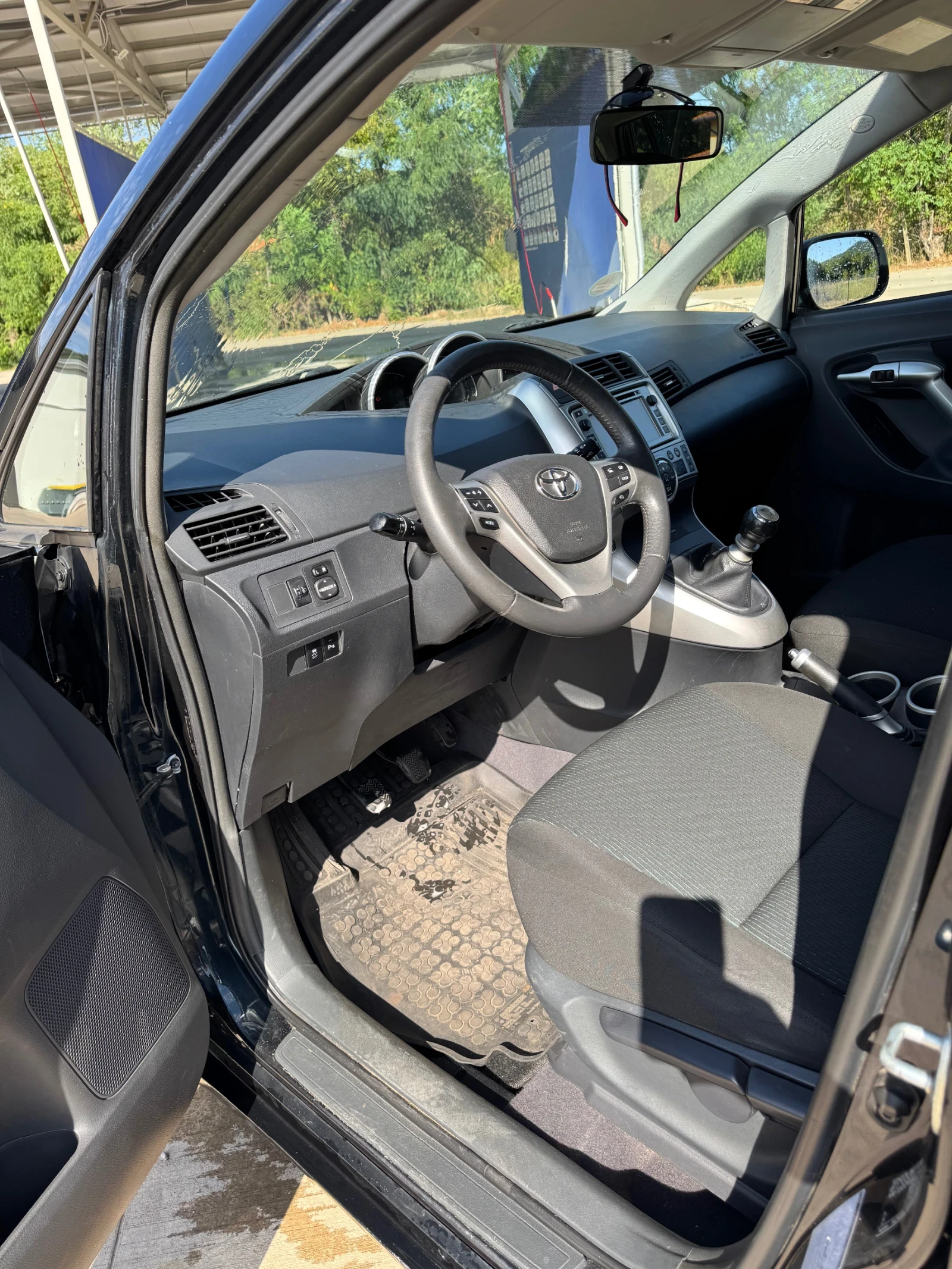 Toyota Verso  - изображение 8