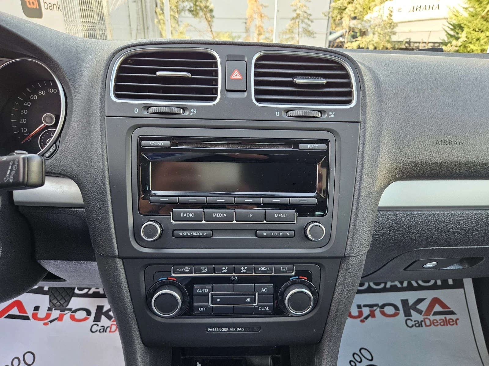 VW Golf 1.6TDI-105= HIGHLINE= =   | Mobile.bg   16