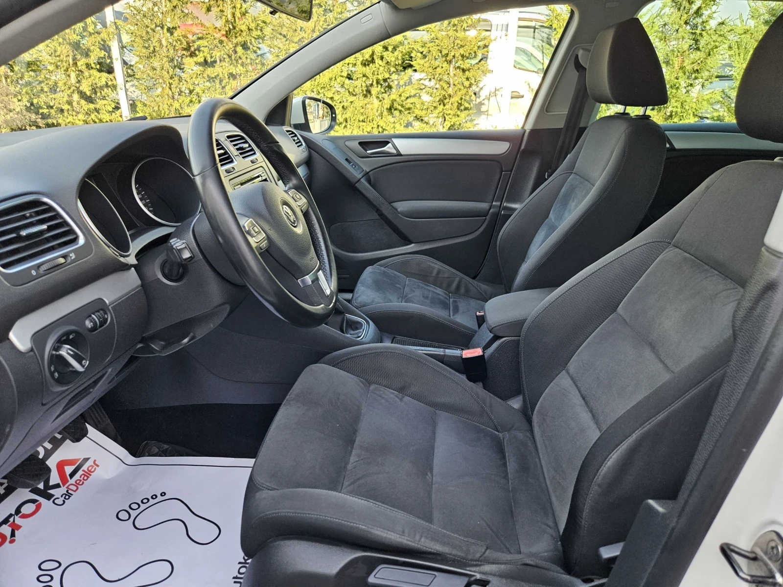 VW Golf 1.6TDI-105кс= HIGHLINE= АВТОПИЛОТ= КЛИМАТРОНИК  - изображение 7