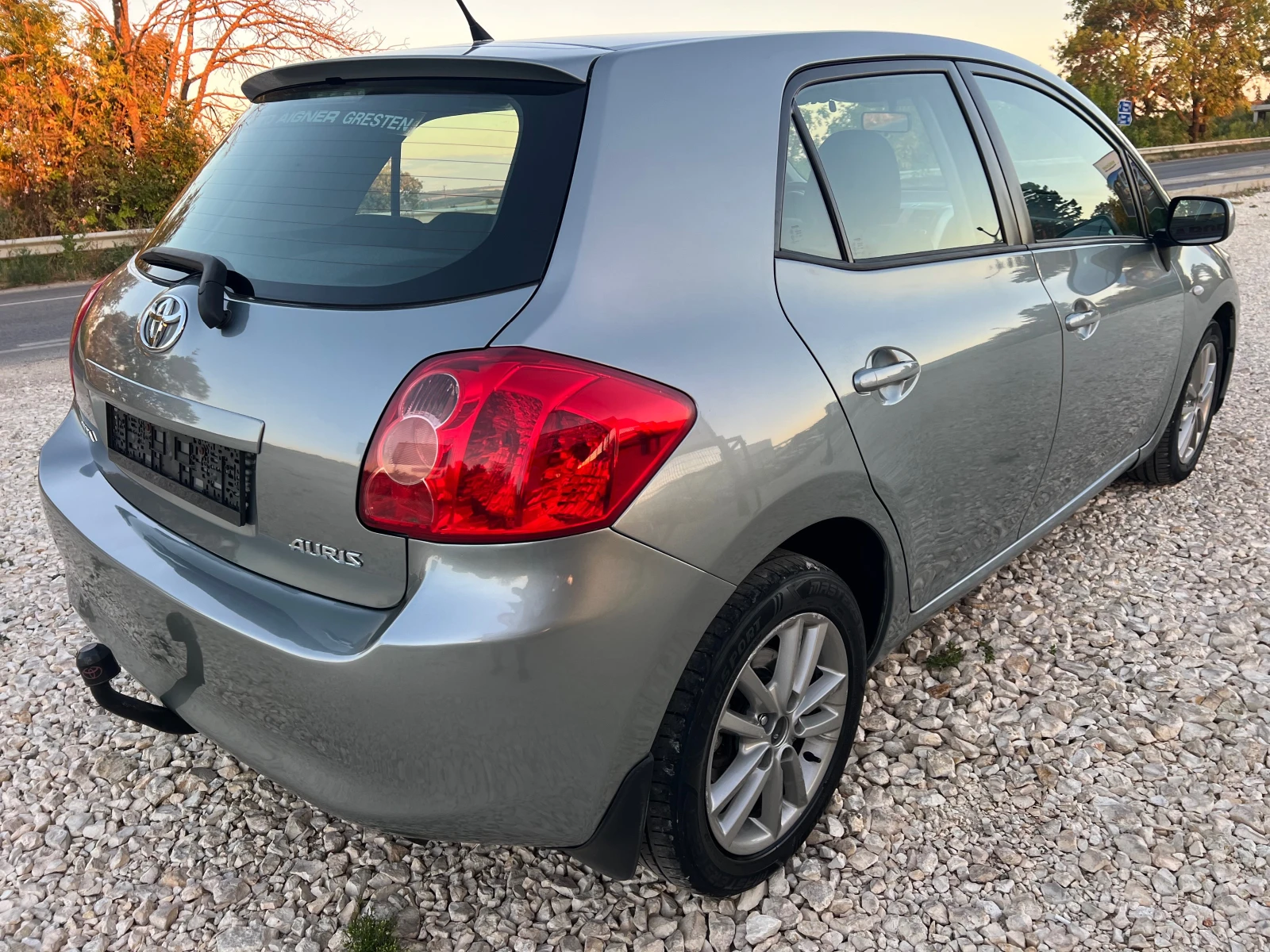 Toyota Auris 1.4D4D/90p.s-NOV!!!!!96027km!!!! - изображение 3