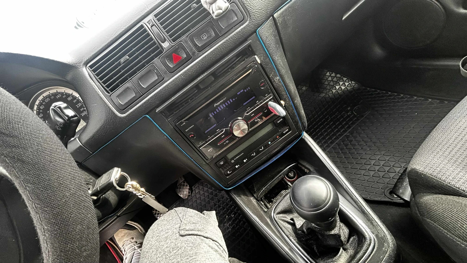 VW Golf 1.9 101 - изображение 6
