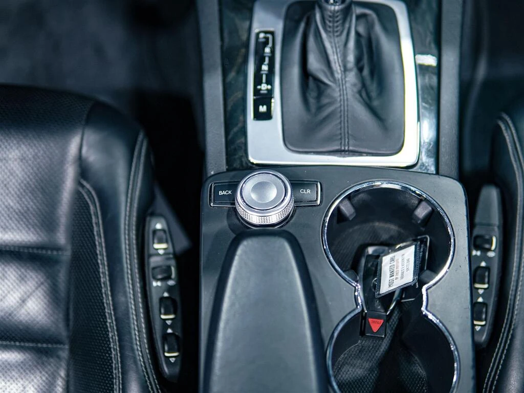 Mercedes-Benz E 500 CONVERTIBLE | 5.5L V8 382HP | NO ACCIDENTS | 17 SE - изображение 9