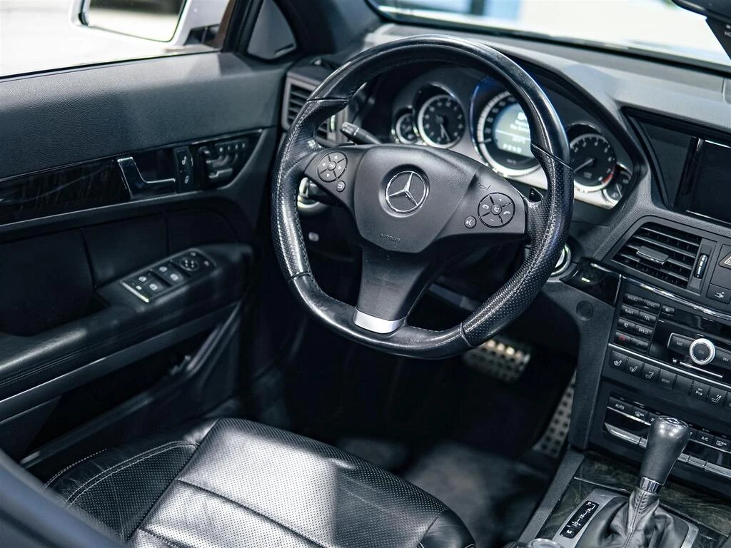 Mercedes-Benz E 500 CONVERTIBLE | 5.5L V8 382HP | NO ACCIDENTS | 17 SE | Mobile.bg   12