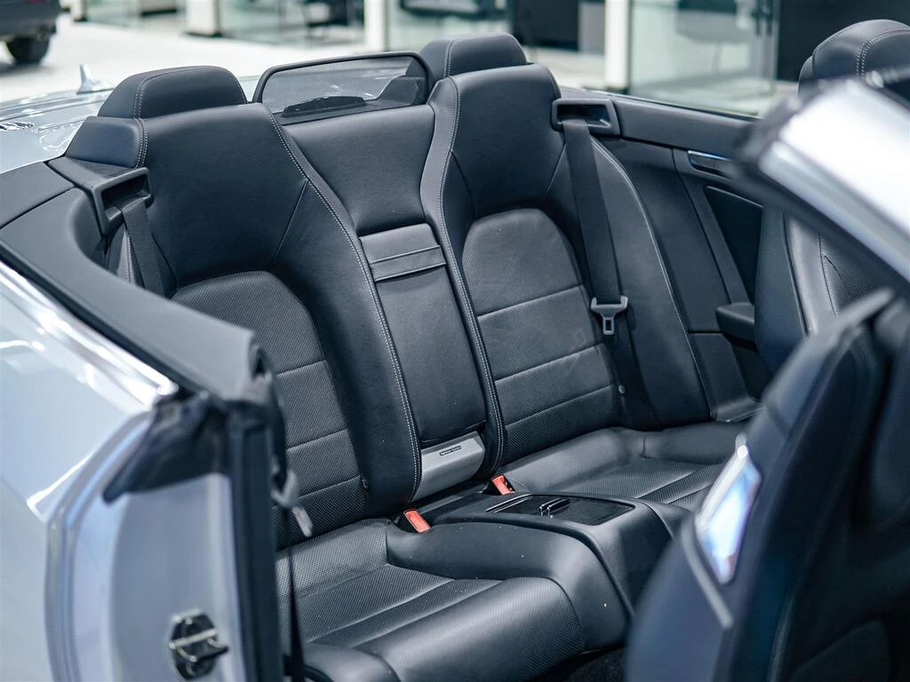 Mercedes-Benz E 500 CONVERTIBLE | 5.5L V8 382HP | NO ACCIDENTS | 17 SE | Mobile.bg   16