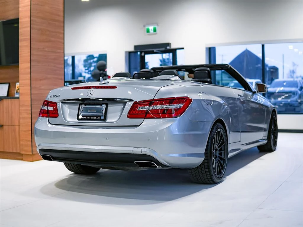 Mercedes-Benz E 500 CONVERTIBLE | 5.5L V8 382HP | NO ACCIDENTS | 17 SE - изображение 6