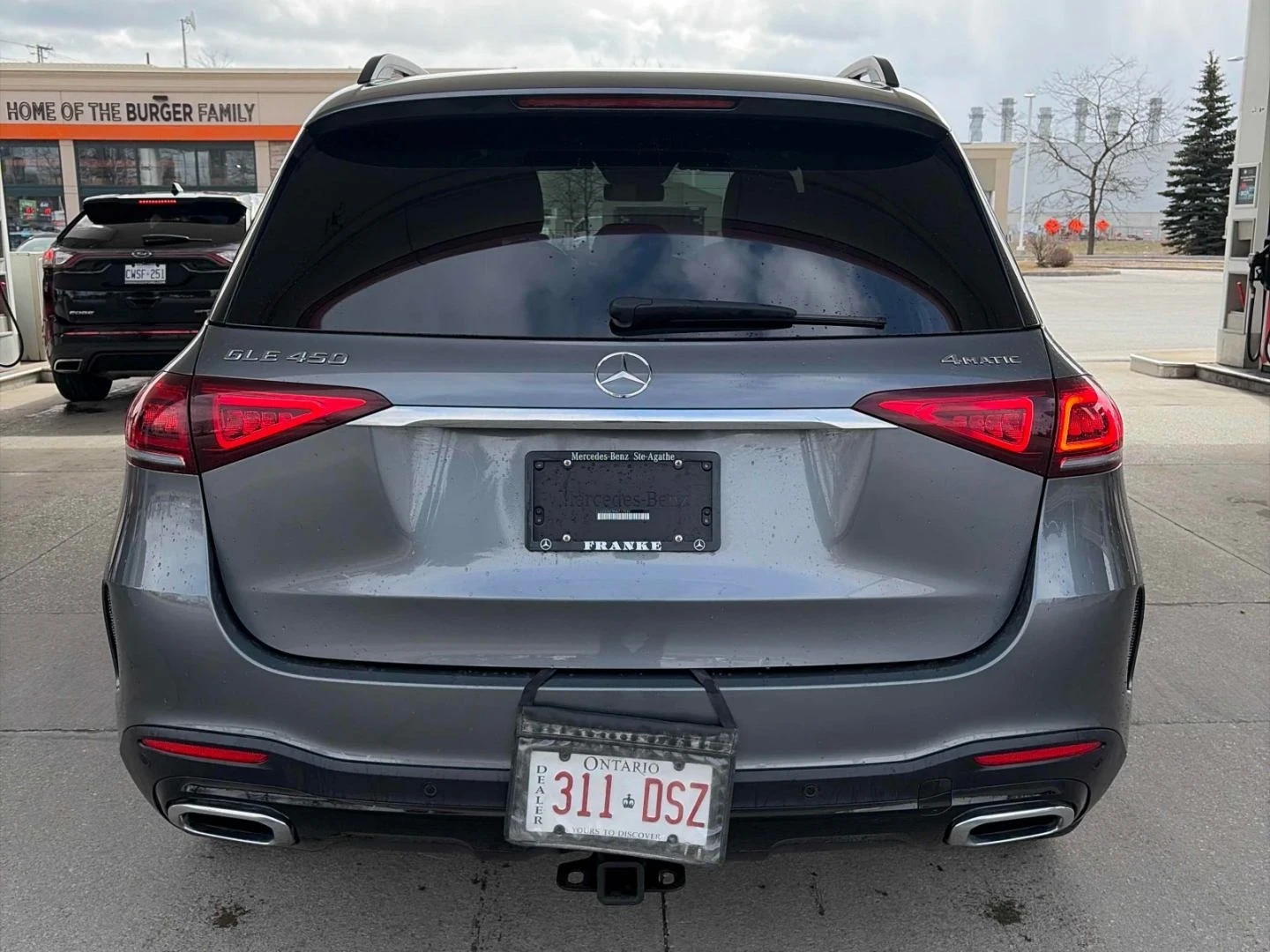 Mercedes-Benz GLE 450 AMG-pkg* Night-pkg* Burmester* 360View* HUD* Distr, снимка 4 - Автомобили и джипове - 54067989