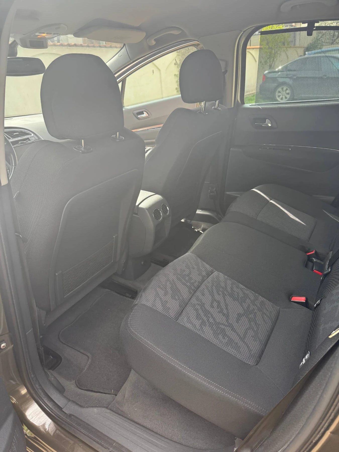 Peugeot 3008, снимка 9 - Автомобили и джипове - 54077784