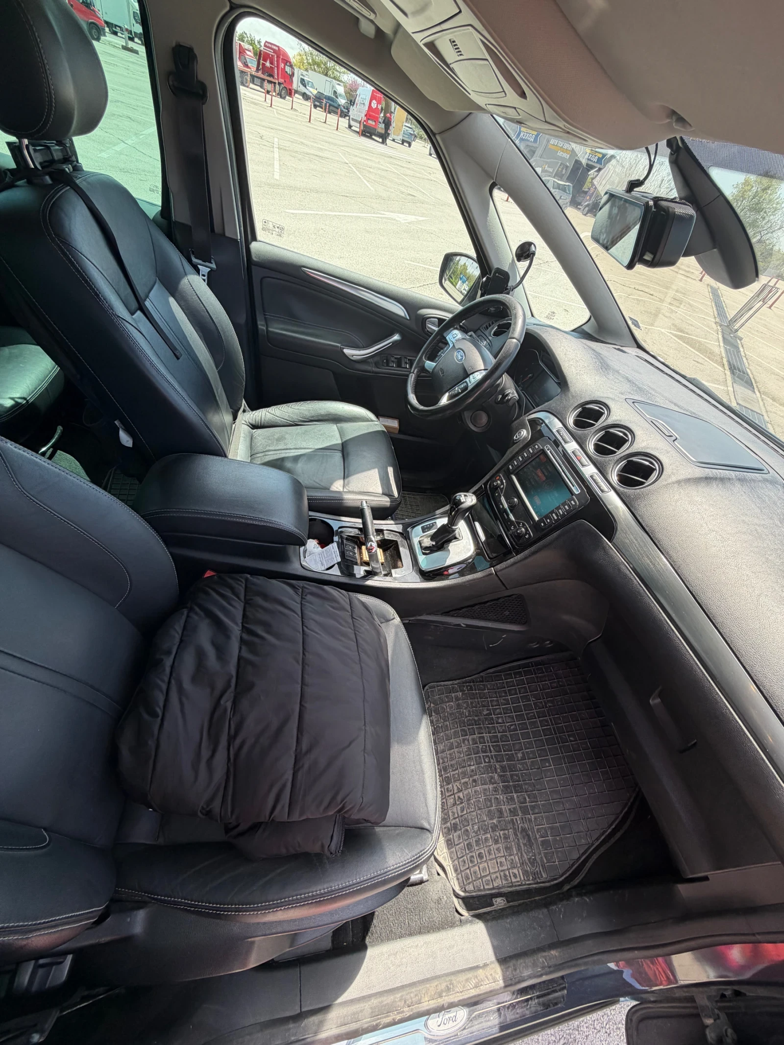 Ford S-Max 2.0D, снимка 13 - Автомобили и джипове - 54455760
