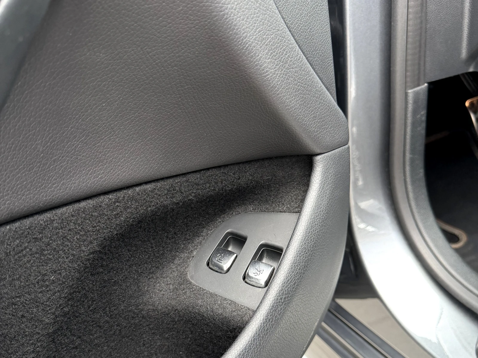 Mercedes-Benz CLS 400, снимка 15 - Автомобили и джипове - 55062488