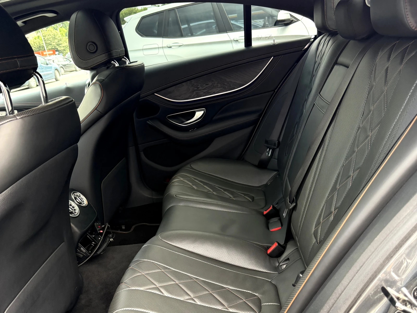 Mercedes-Benz CLS 400, снимка 16 - Автомобили и джипове - 55062488